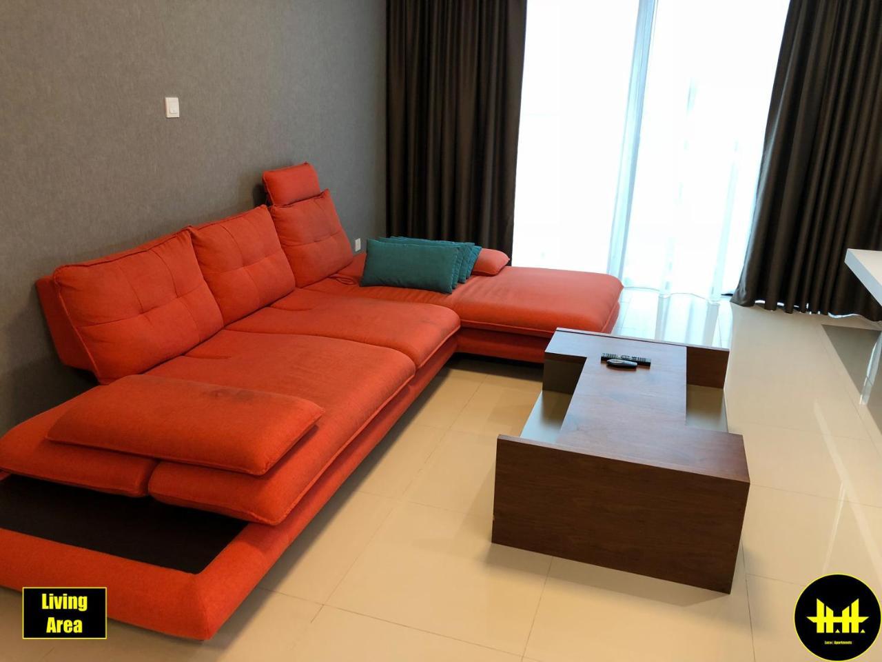 Luco Apartments @ Imperial Suites Кучинг Экстерьер фото