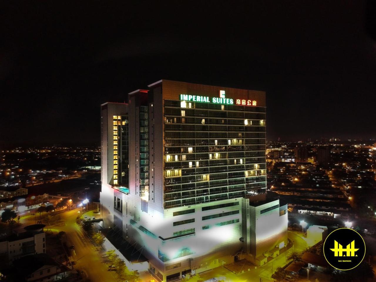 Luco Apartments @ Imperial Suites Кучинг Экстерьер фото