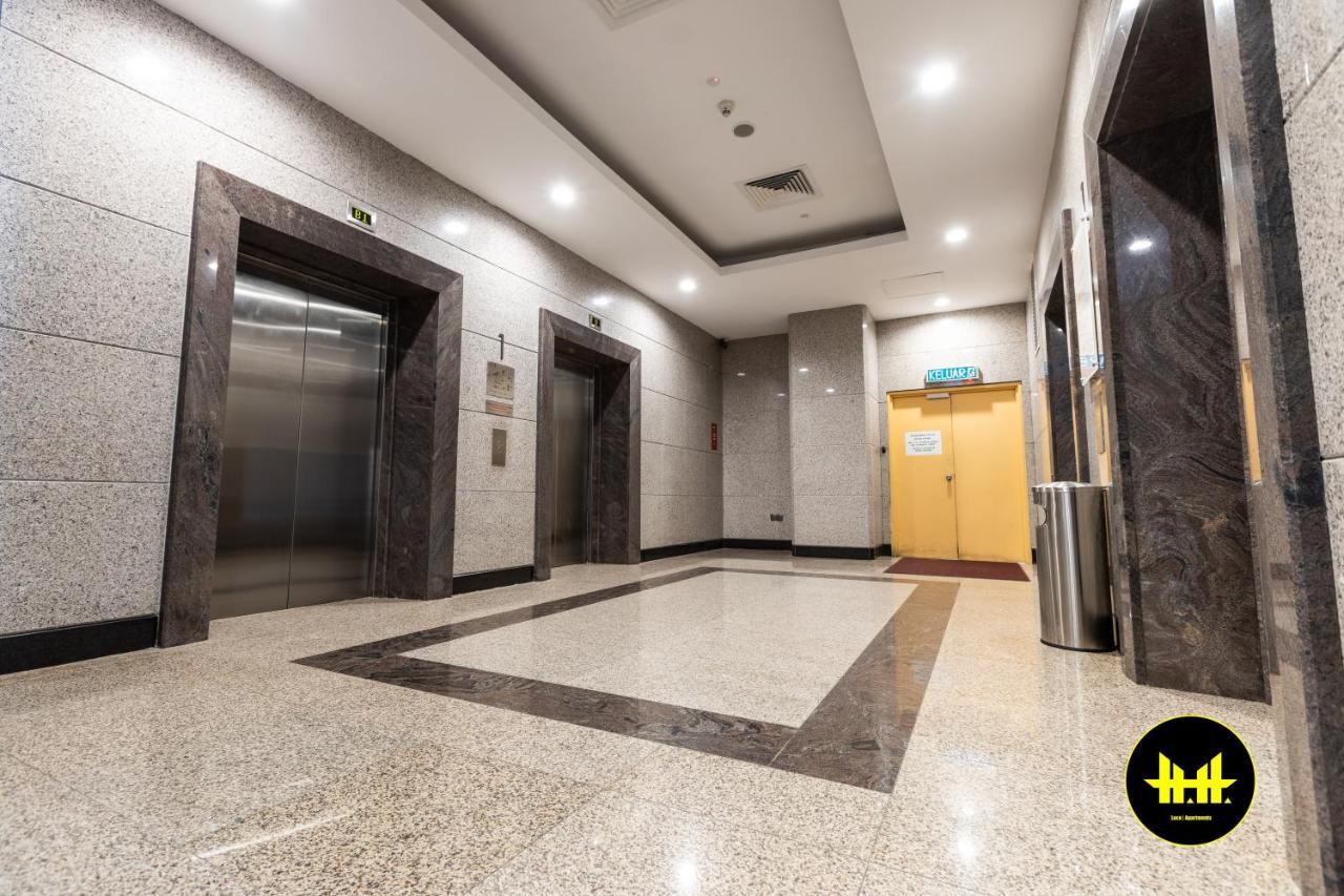 Luco Apartments @ Imperial Suites Кучинг Экстерьер фото